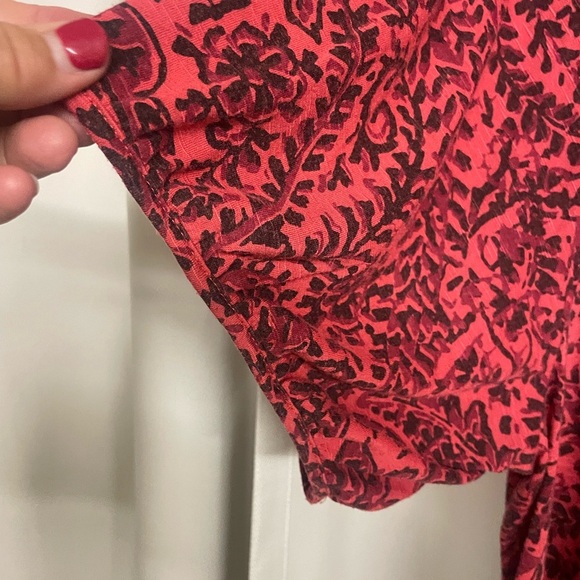 Lane Bryant ladies red/black short sleeve top size 26/28 - Picture 2 of 5